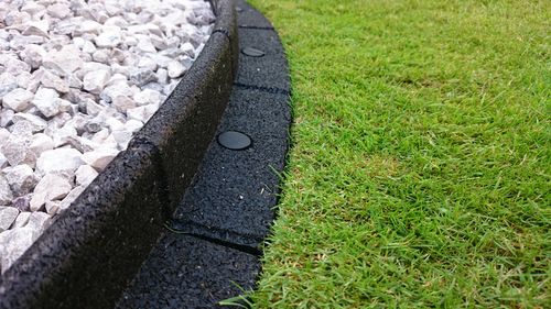 lawn edging - circle maintenance brisbane